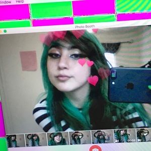 Meet your Posher, Sasha